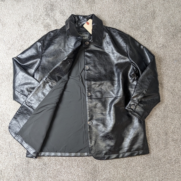 Levi's Men's Black Leather Jacket - Picture 4 of 5